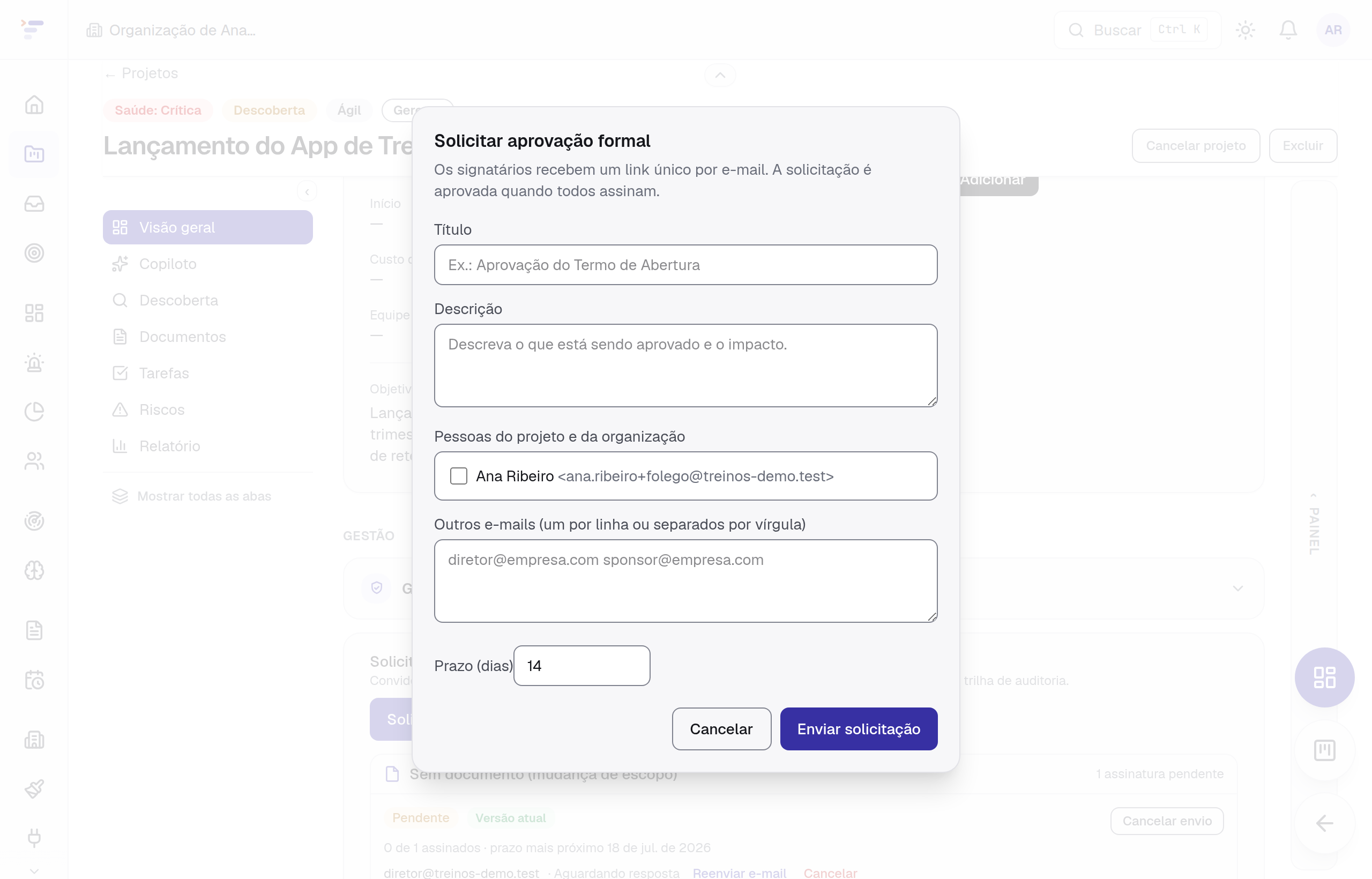 Formulário de solicitação de aprovação com título, documento e signatários