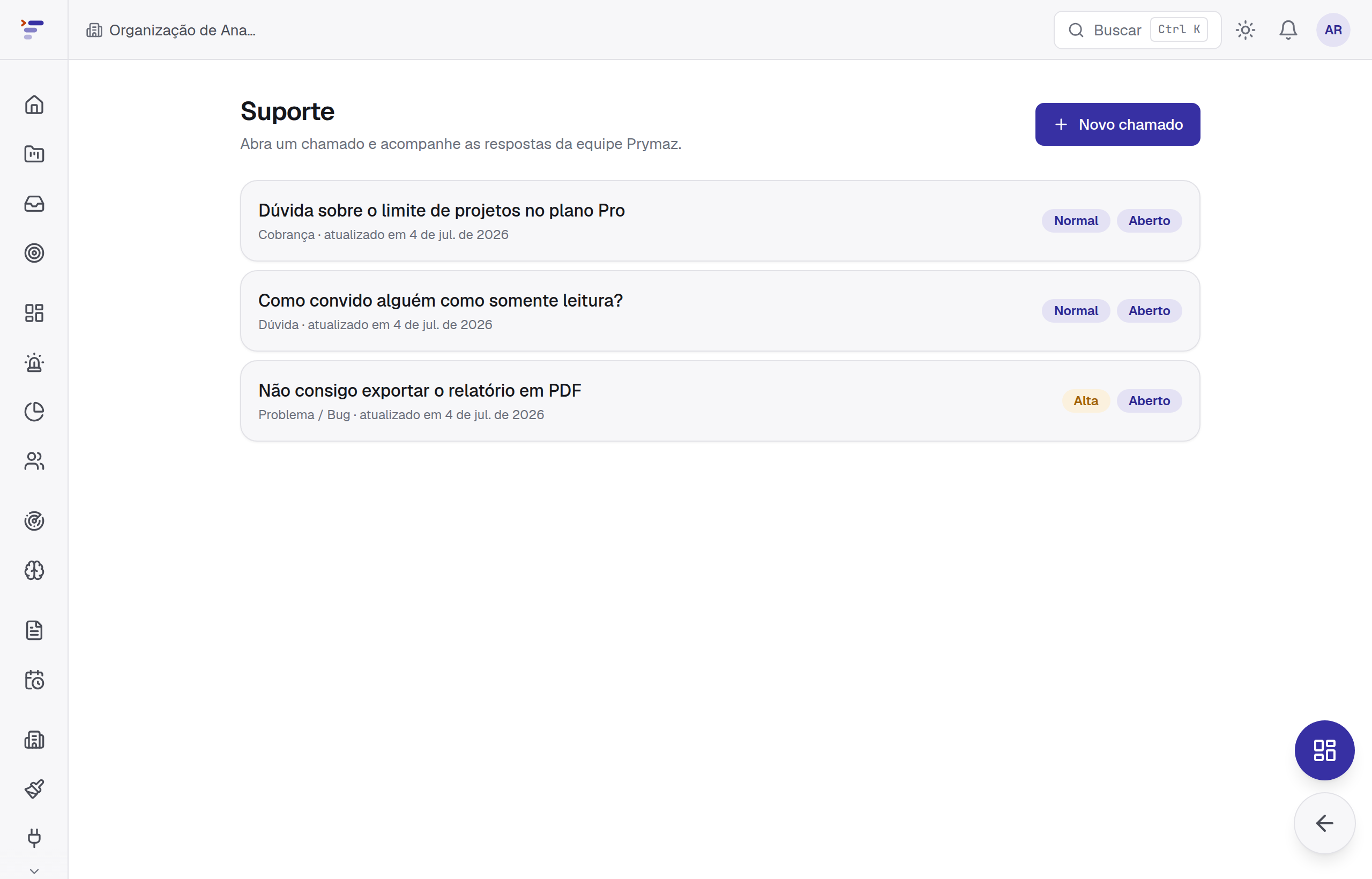 Lista de chamados em /support, com status e prioridade de cada um